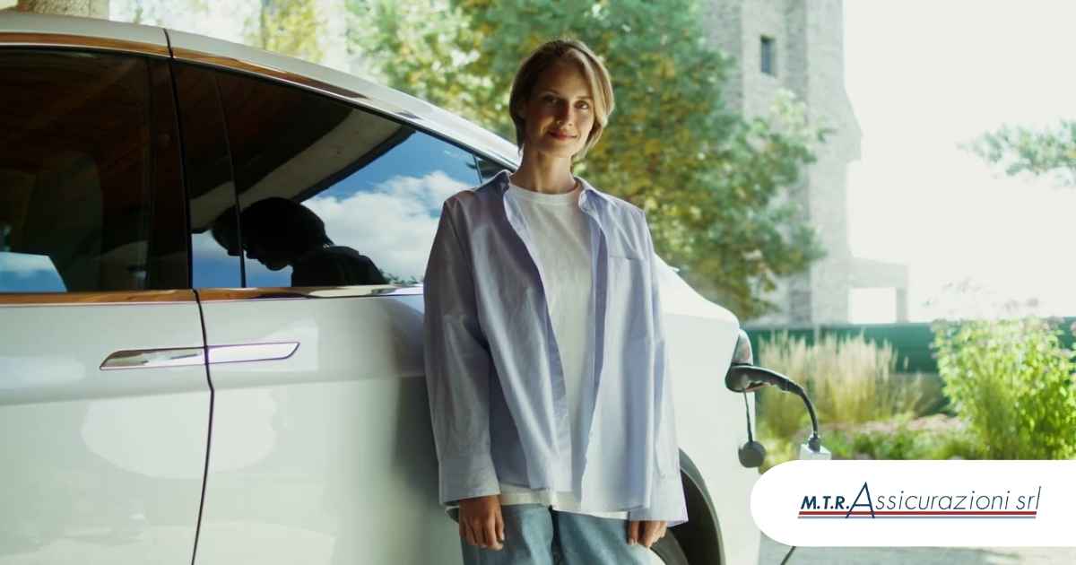 Auto elettriche e hybrid: come cambia l’approccio assicurativo